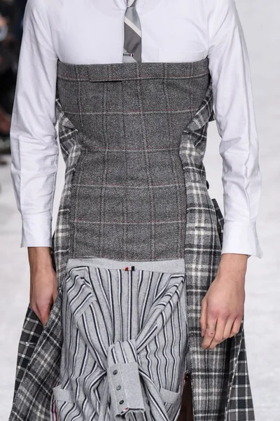 Look 64